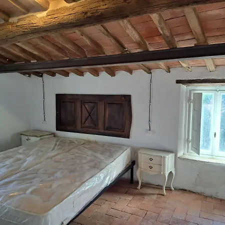 Podere Il Leccio וילה Aquilea